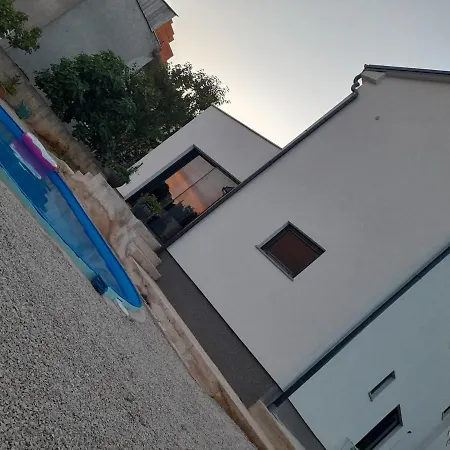 Iggy Apartmán